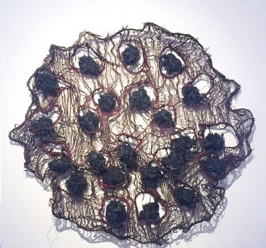 Aki N'ukwa. Burlap, yarn, dye and wire. 2016.