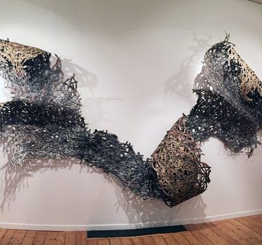 Unleashed. Newspaper, acrylic paint and wire. 2017